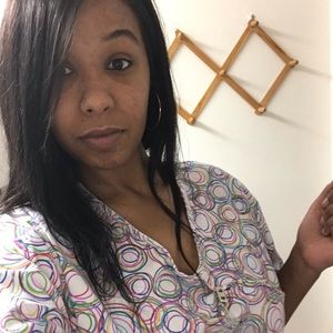 Meet your Posher, Janel